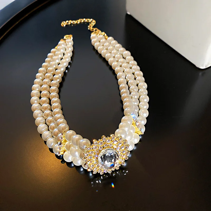 UILZ Luxurious Three Layer Pearl Necklace Elegant Baroque Style Necklace for Women Engagement Wedding Winter Jewelry Gift