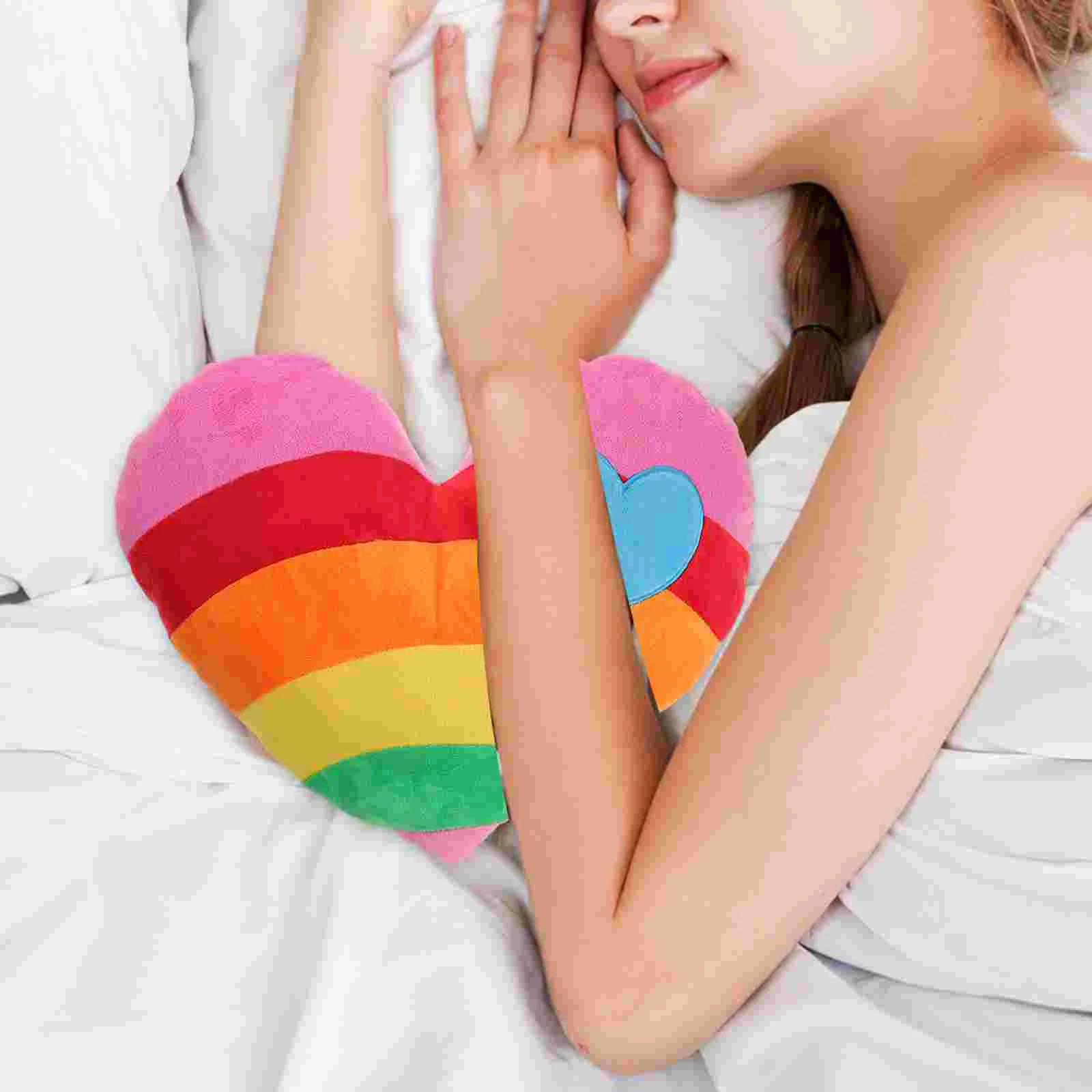 

1PC Rainbow Heart-shaped Throw Pillow Plush Heart-shaped Bolster Lovely Heart Shape Pillow Cushion Creative Gift Supplies for