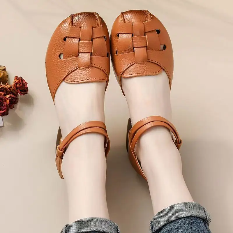 المرأة الصيف الجلد الحقيقي باوتو الجوف خارج الصنادل كتلة كعب لينة وحيد عدم الانزلاق غطاء كعب الصنادل في منتصف العمر وكبار السن