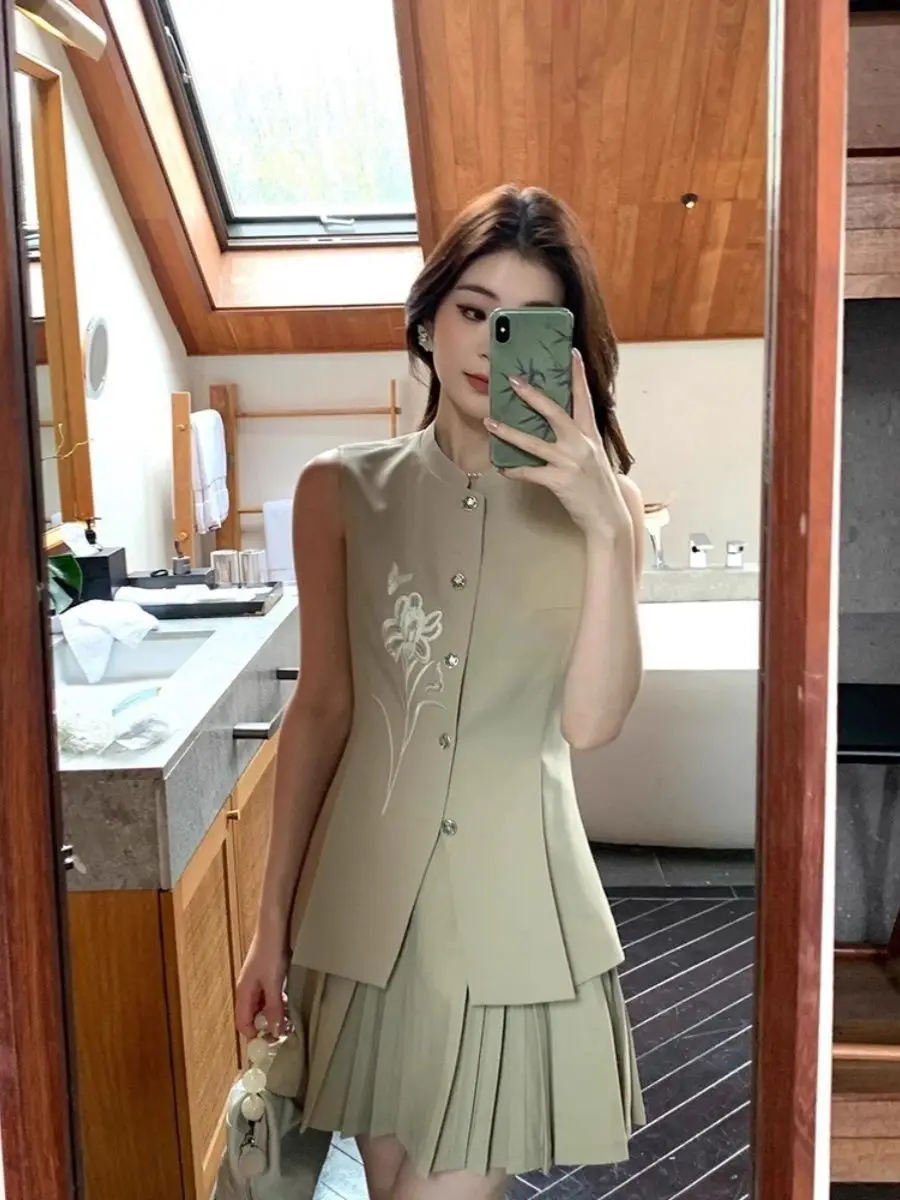 

New Chinese Style Women Suit Fashion Summer Standing Neck Sleeveless Slim Print Vest Top Half Short Skirt Set Two Piece Set