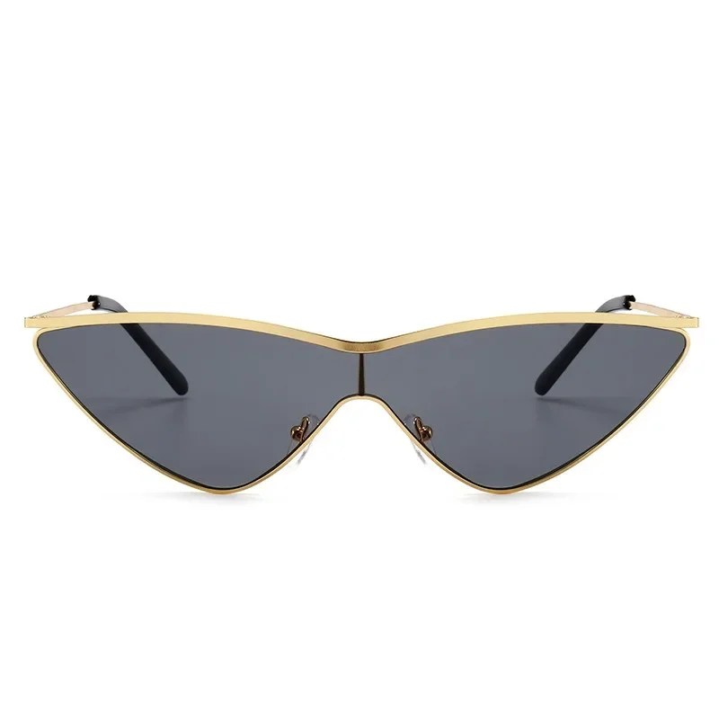 Luxury Punk Cat Eye occhiali da sole donna uomo New Brand Designer occhiali da sole Trendy Steampunk Gold Black Eyewear Lentes De Sol Mujer