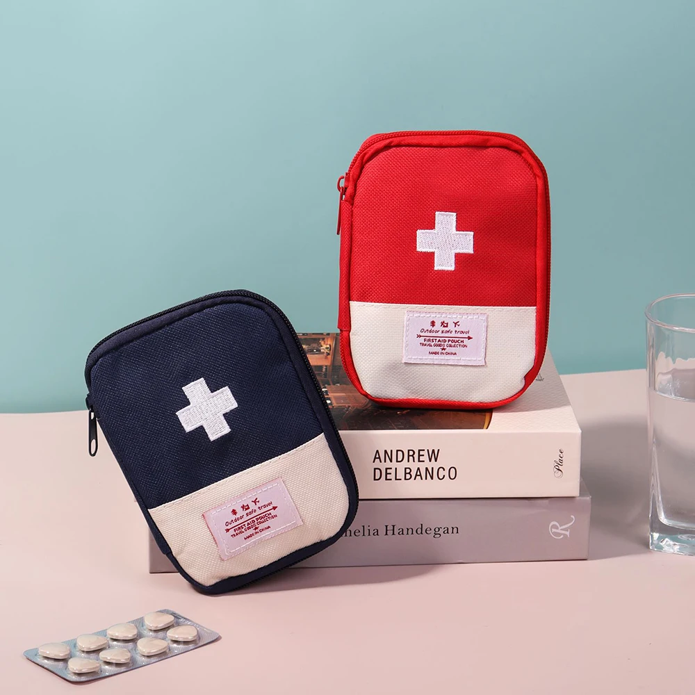 Children\'s Portable Medicine Bag Cute First Aid Kit Medical Medical Bag Storage Bag Baby Practical Mini Pill Care Tool Storage B