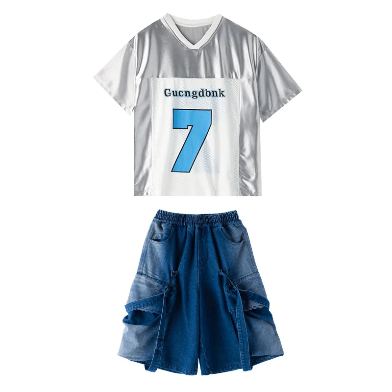 Abbigliamento Hip Hop Kpop per bambini T-shirt con scollo a V argento Pantaloncini cargo con cinturino casual blu denim sfumato per abiti da ballo per ragazza ragazzo