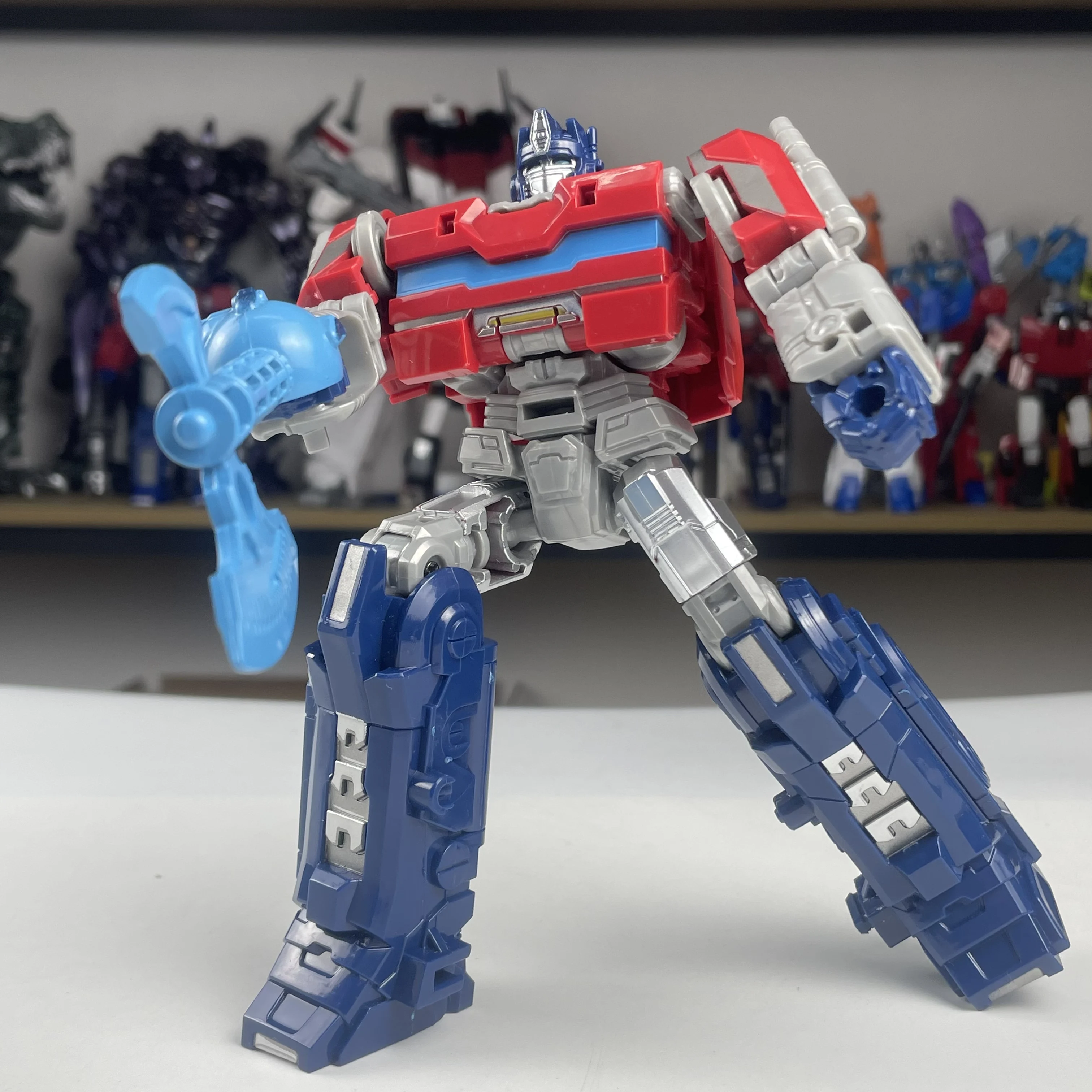 JK10 19CM transformación OP Commander modelo de tercera forma figura de acción colección de robots regalo caja Original