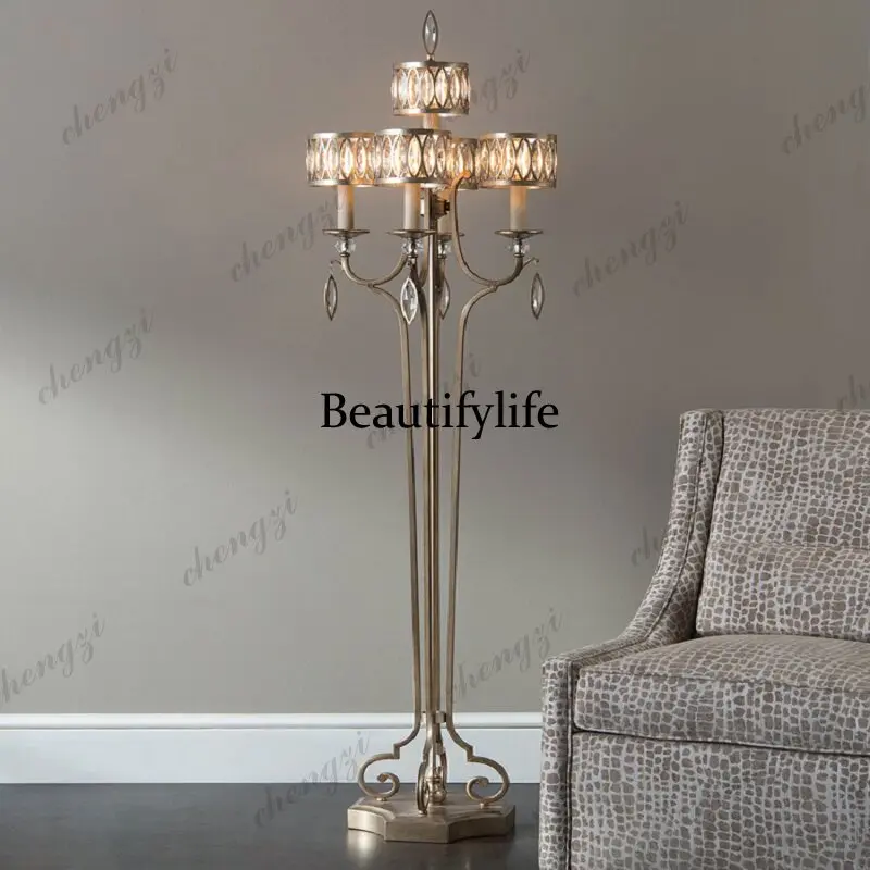 European retro wrought iron old B & B resort hotel lobby bedroom sofa living room lamp decoration