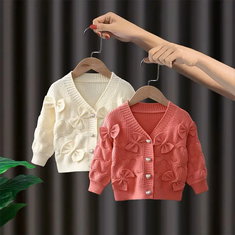 Baby girl knitted cardigan 2024 Spring and Autumn new children\'s bow sweater Western style jacket