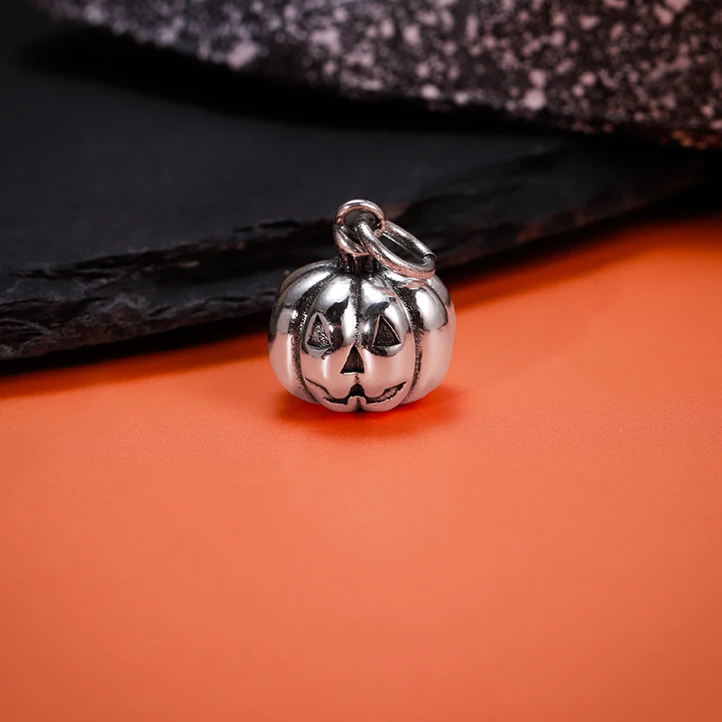 

1pc S925 Sterling Silver Halloween Jack-o'-lantern Charm, 3D Pumpkin Face Pendant for Jewelry Making