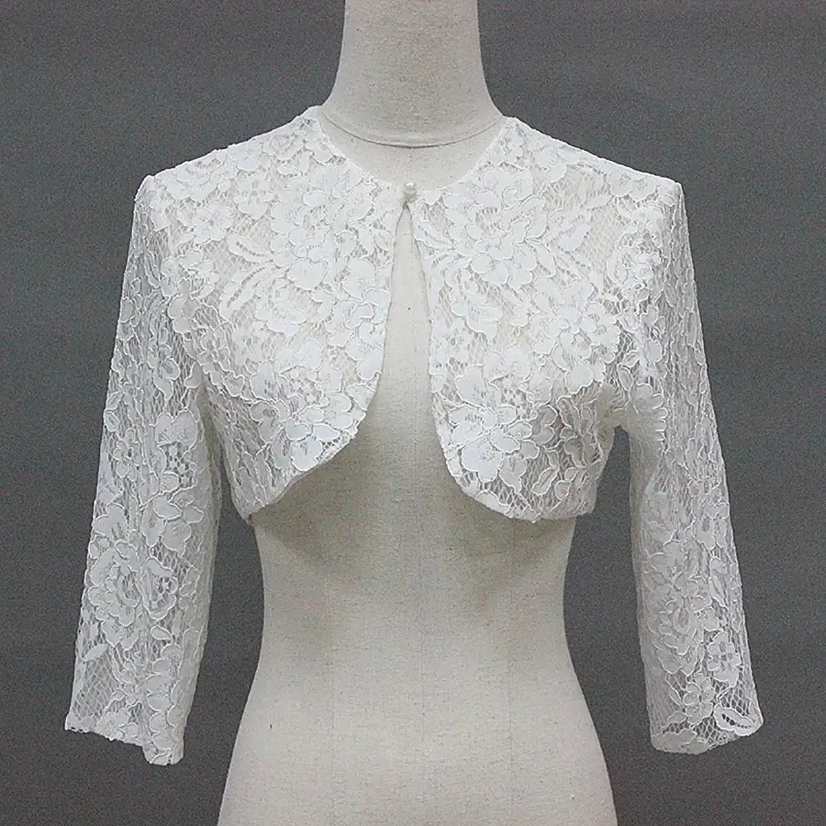 Wraps & Jackets Women Lace Bolero Wedding Short Scoop Neckline Appliqued Edge Bridal Jacket