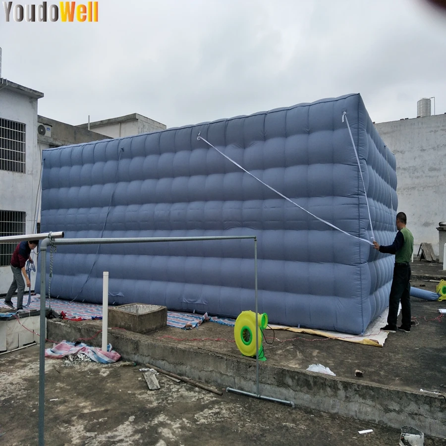 Tenda gonfiabile grigia del cubo dell'aria di 9mx6mx3.6m per lo showroom della mostra finito alloggiato al miele all'aperto per eventi di festa