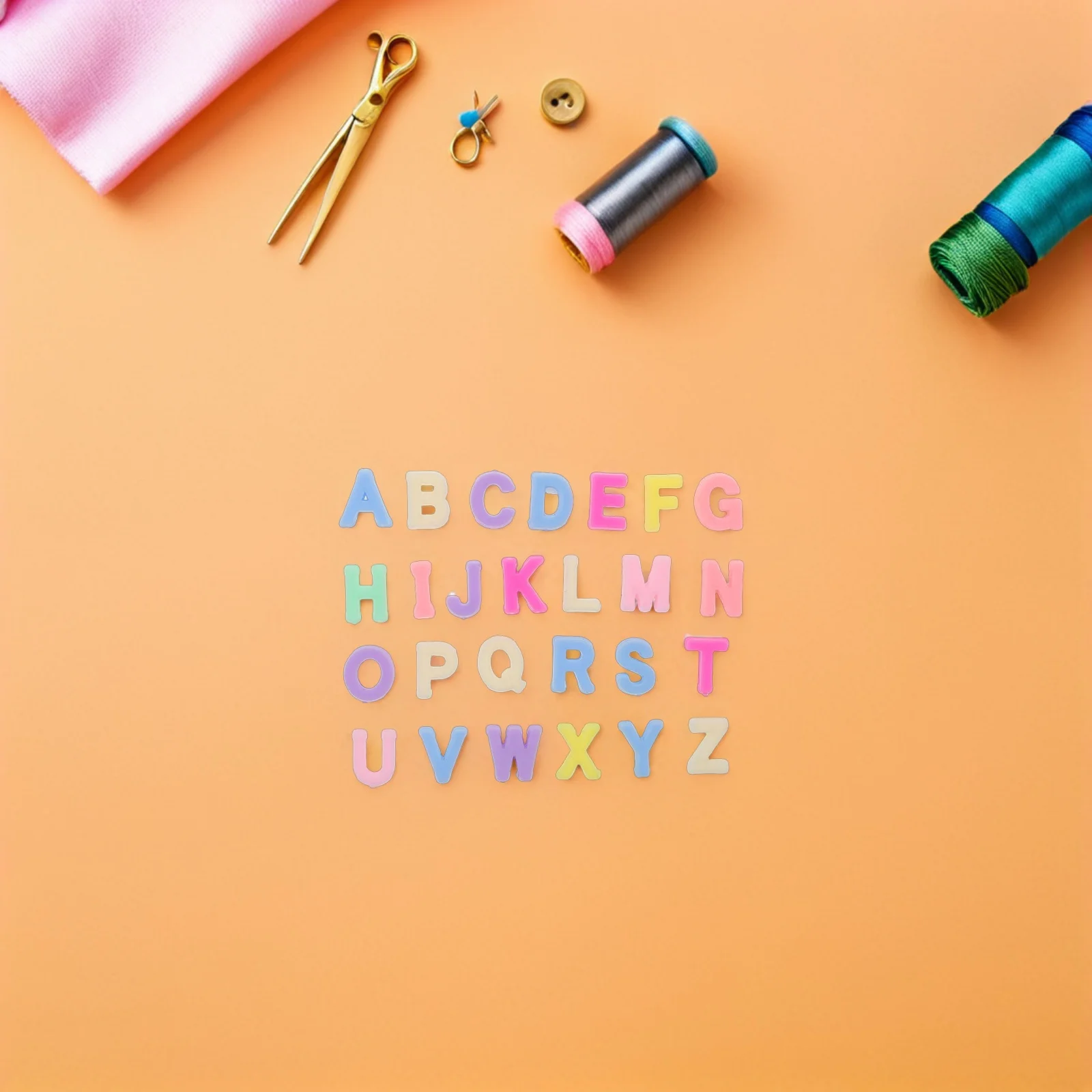 

700Pcs Alphabet Beads Kit Multicolor Macaron Letter Charms Straight Hole DIY Craft Supplies for Bracelets Necklaces Keychains