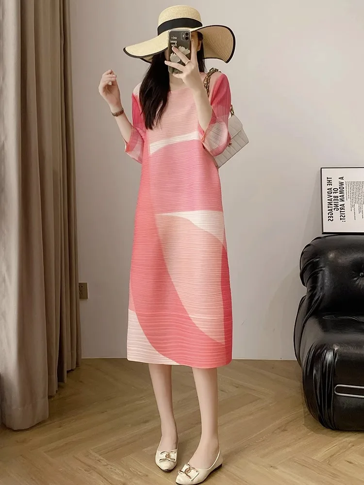 

Miyake 2025 Summer New Wind Pleated Dress Large Size Women's Clothing Pregnant Women Cover Their Bellies and Reduce Their Age