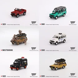 MINIGT Land Rover Defender Safari Rally Martini T64G-020-TREK 110 Mobile Brigade Corps Diecast Diorama Modello di auto