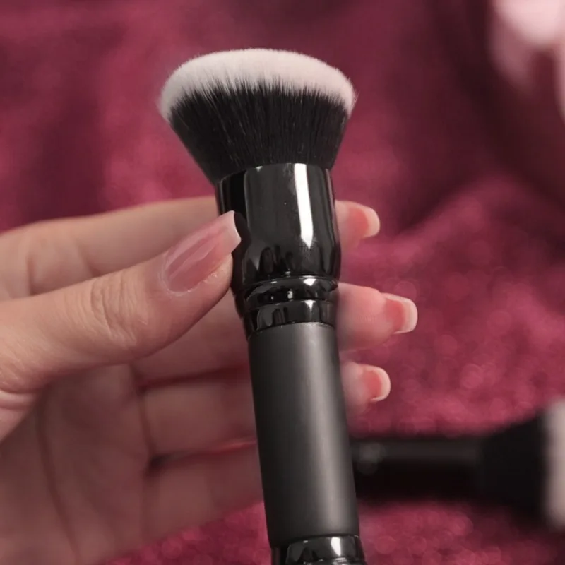 فرشاة مكياج شعبية ذات رأس مزدوج، فرشاة كونسيلر، فرشاة كونسيلر، فرشاة مكياج محمولة لإصلاح الوجه
