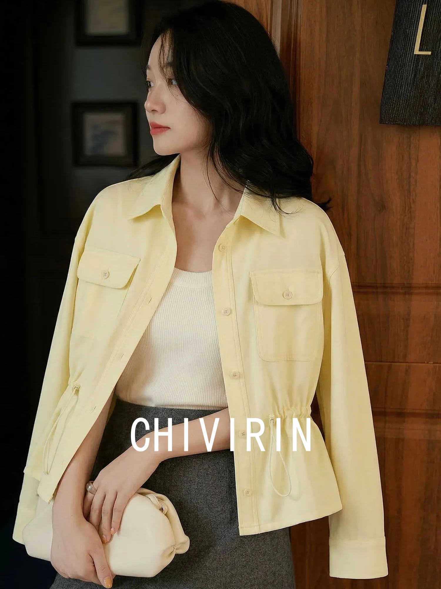 

Элегантная женская рубашка с длинным рукавом на пуговицах, приталенная, свободного кроя, с утягивающим эффектом на талии, летняя, повседневная, стройнящая.