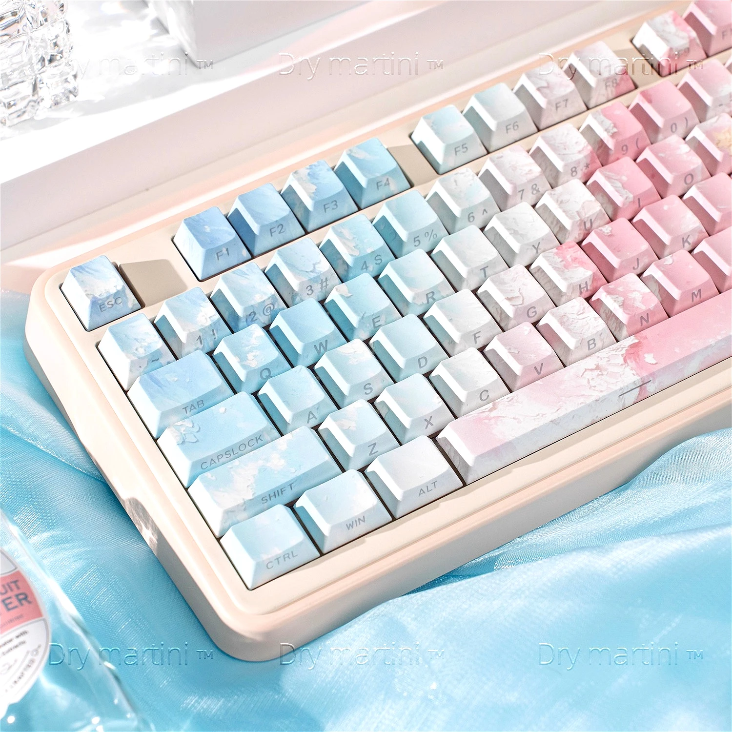 Pink Ocean Hand-painted Side Engraved Characters Transparent Keycaps Original PBT Five-Sided Sublimation 68/84/87/98/108