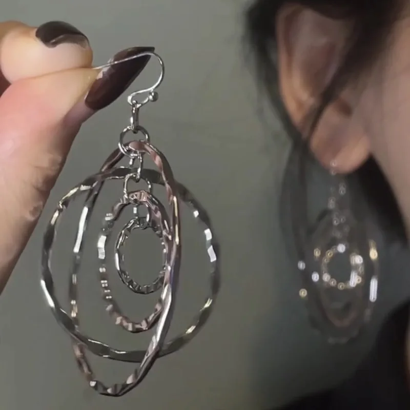 أقراط كلاسيكية متعددة الطبقات مجوفة مستديرة للنساء تصميم فريد من نوعه إكسسوارات مجوهرات بسيطة هدية عيد ميلاد للفتيات