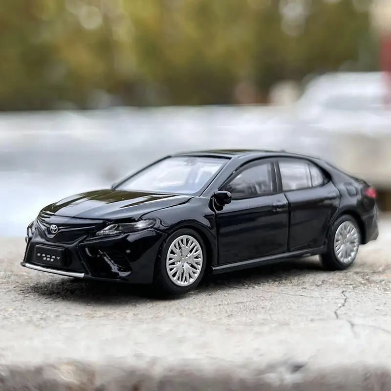 1:64 Toyota Camry Alloy Car Diecasts & Toy Vehicles Car Model Miniature Scale Model Car Toys For Children