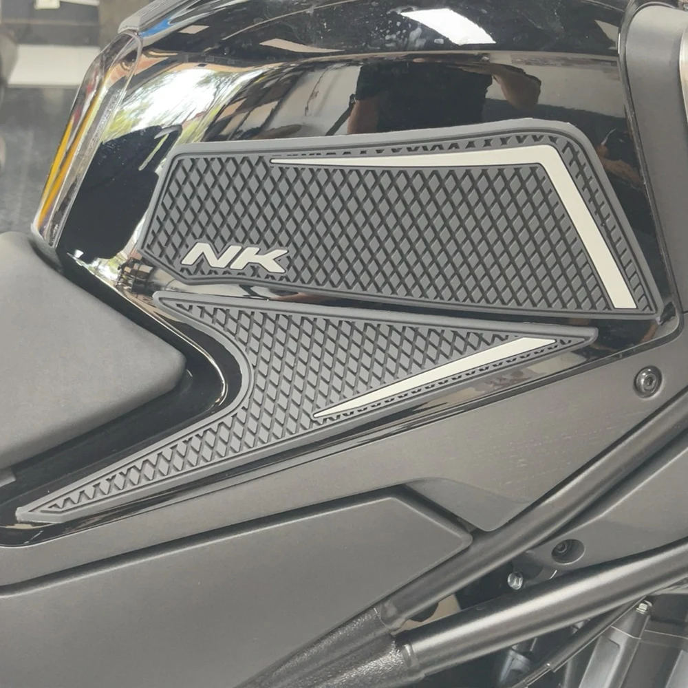 

For CFMOTO CF MOTO 450NK 2023 - Side Fuel Tank pad Tank Pads Protector Stickers Decal Gas Knee Grip Traction Pad Tankpad 450 NK