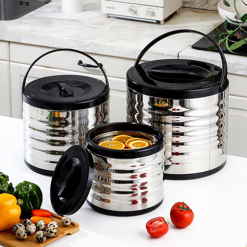 Stainless steel insulated carrying pot, large-capacity food fresher three-piece set, portable insulated bucket