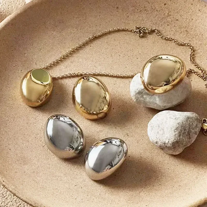 

Fashion Jewelry Popular Style Earring Necklace Set Chian Smooth Oval Metal Pendant Necklace for Women Girl Gift Accessories