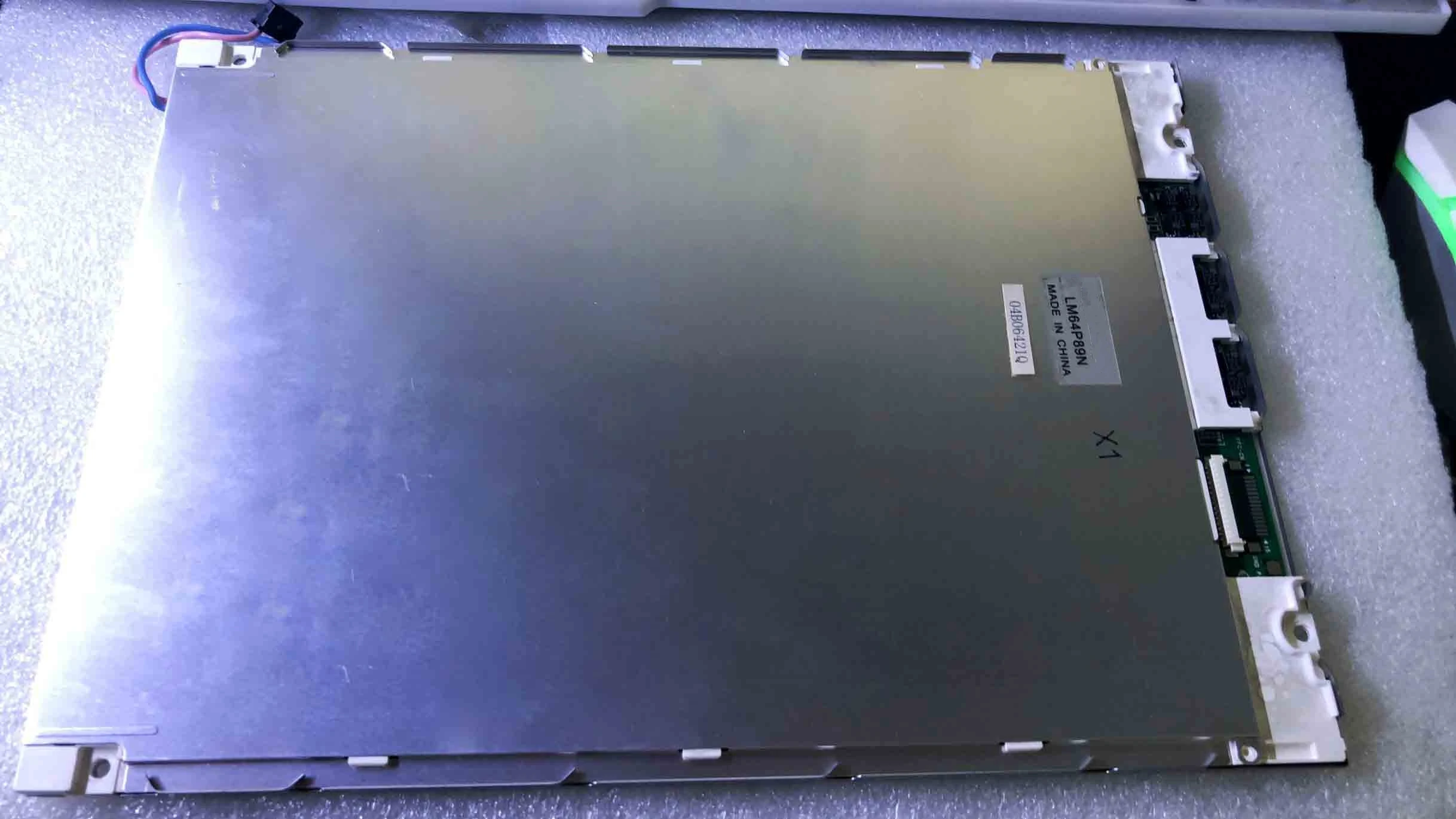 

New Original 10.4-inch Industrial LCD Panel LM64P89N