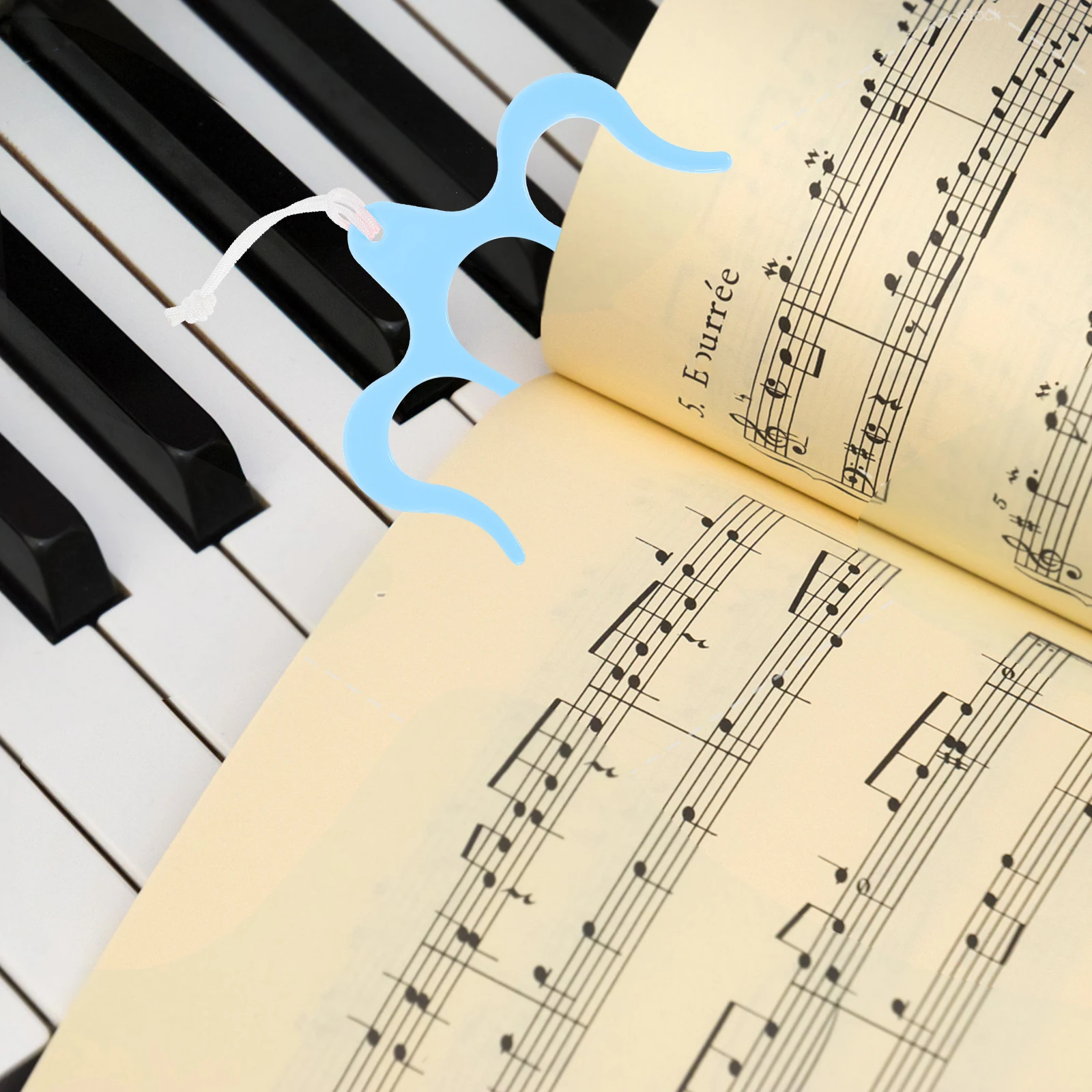 

2Pcs Music Page Clip Antique Brass Music Score Holder Durable Book Page Holder