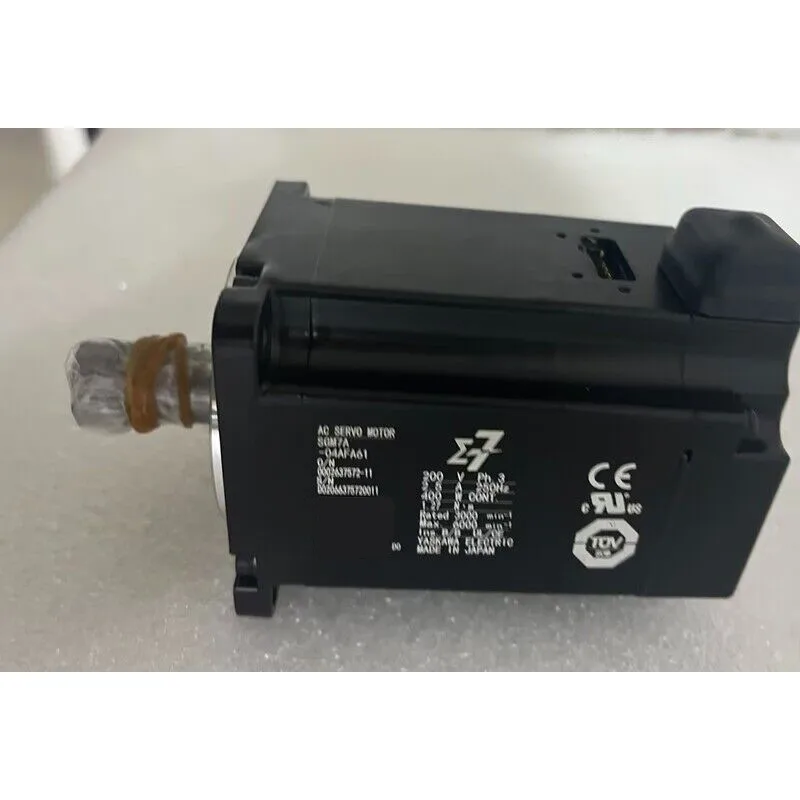 

YASKAWA SERVO MOTOR New SGM7A-04AFA61 Servo Motor Starter Motor Electrical Equipment