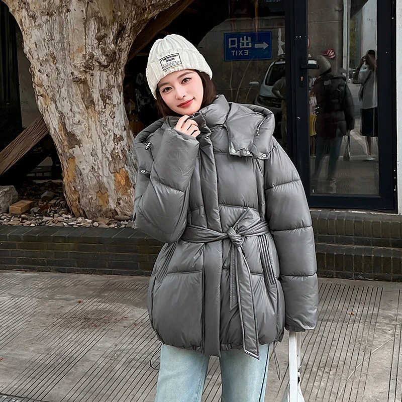 2025 Streetwear Glänzende Baumwolle gefütterte Jacke frauen Parkas Winter Lose Mäntel Mit Kapuze Schärpen Oberbekleidung Dame Verdicken Warme Mantel