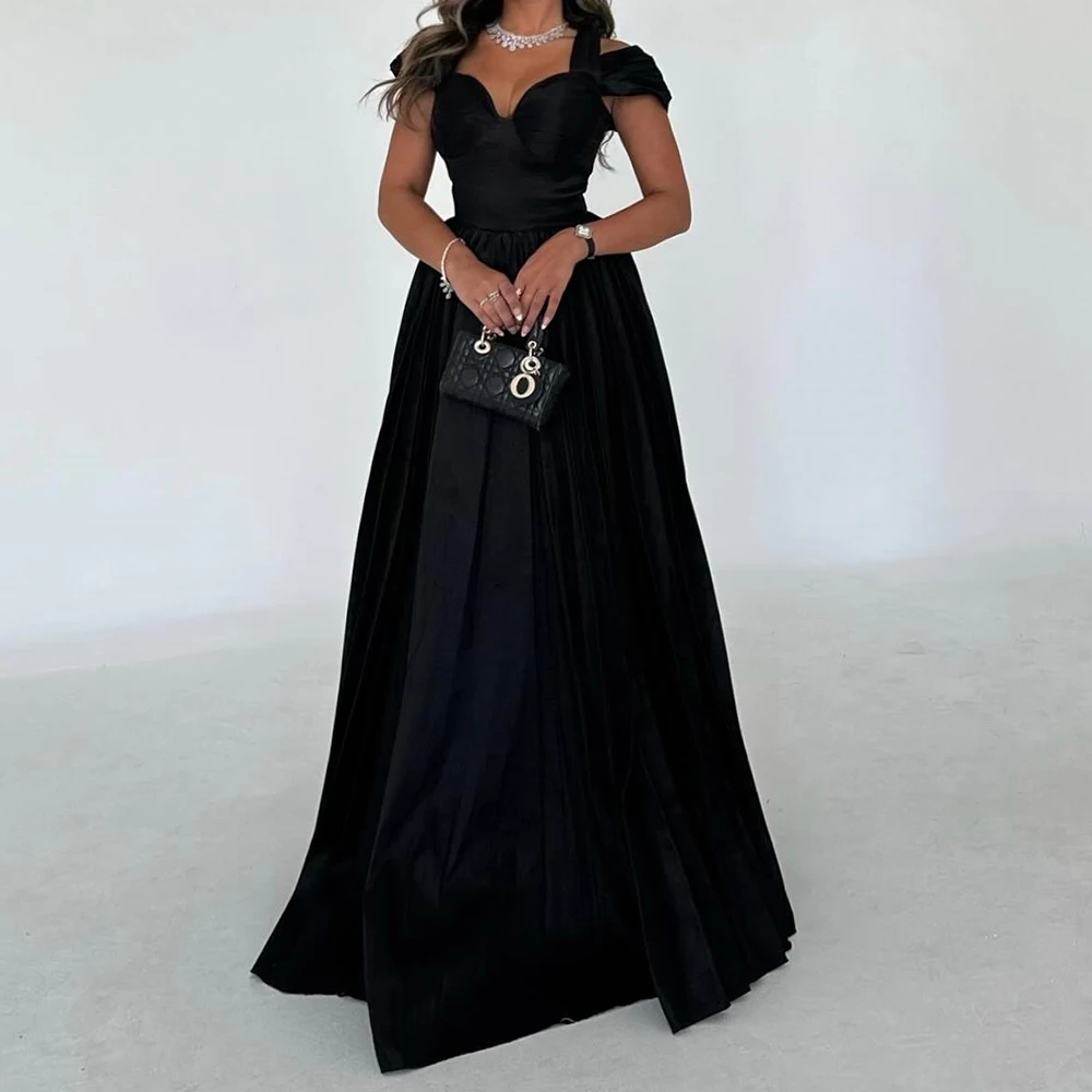 

Customized Classic Halter Sweetheart Off the Shoulder Short Sleeves Evening Dress Graceful A-Line Satin Black Pleats Party Gown