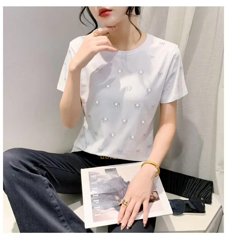 

2025 Summer New Fashion Hot Diamond Short-sleeved T-shirt for Women Temperament Round Neck Slim Fit Top