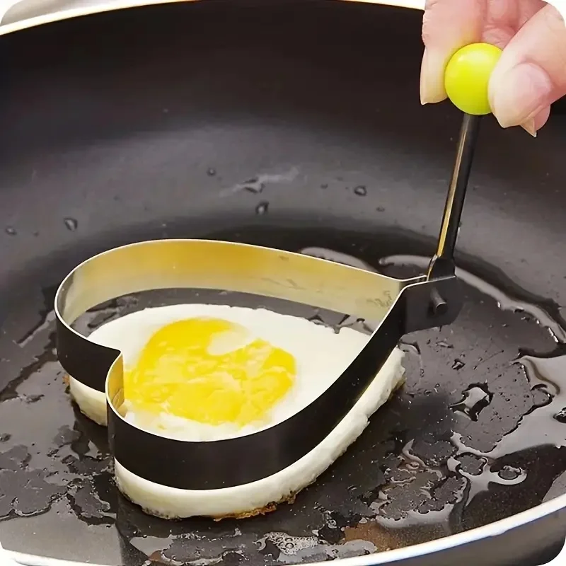 2Pcs Random Style Stainless Steel Egg Mold, Heart Star Flower Circle Fried Egg Shaper Rings, Metal Breakfast Cooking Mould Tool, Non‑Stick Omelet Pancake Maker, Home Kitchen DIY Food Shaping Tool, Random Style
