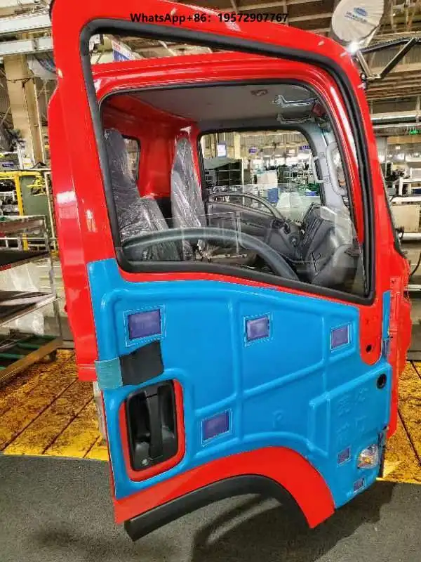High Quality  Truck Body Parts 5000010-P301700P  RED Driver Room Cabin