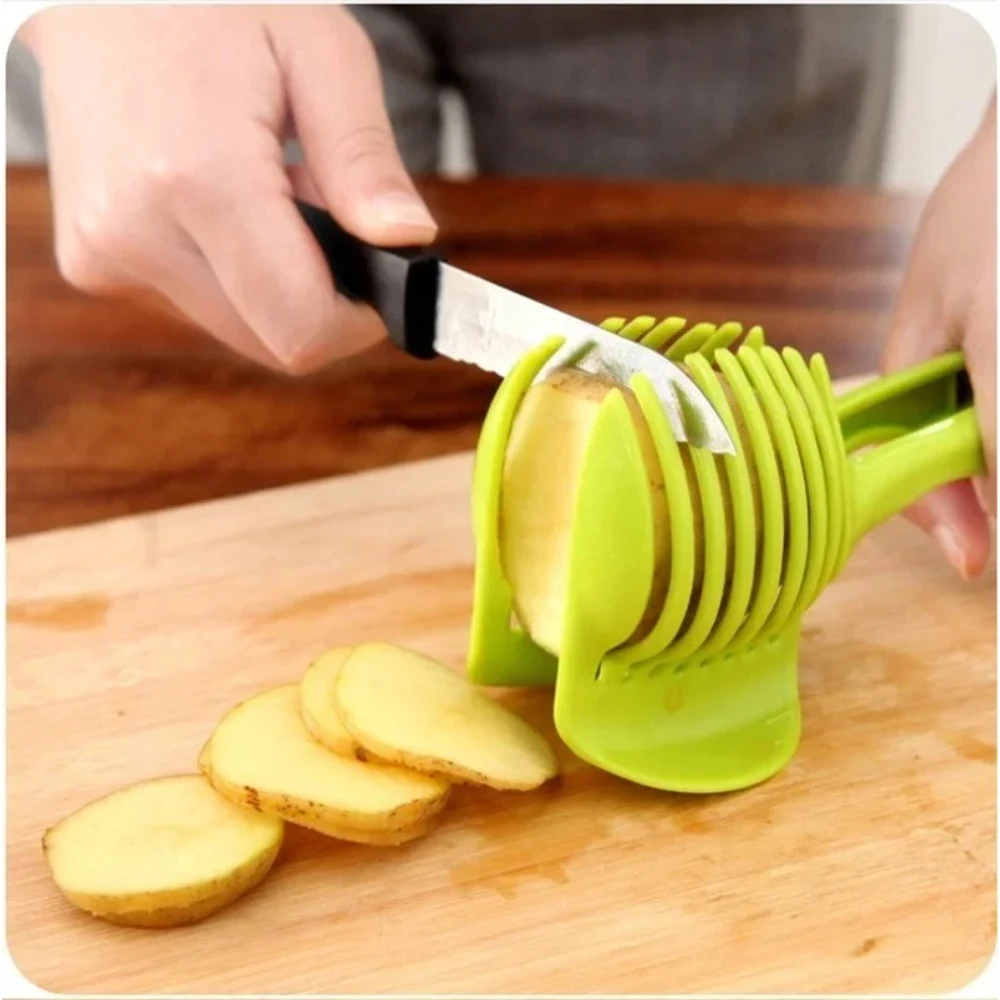 1PC Green Lemon Tomato Slicer Fruit Cutting Stand Kitchen Clip Holder Multifunctional Slicing Tool Random Color