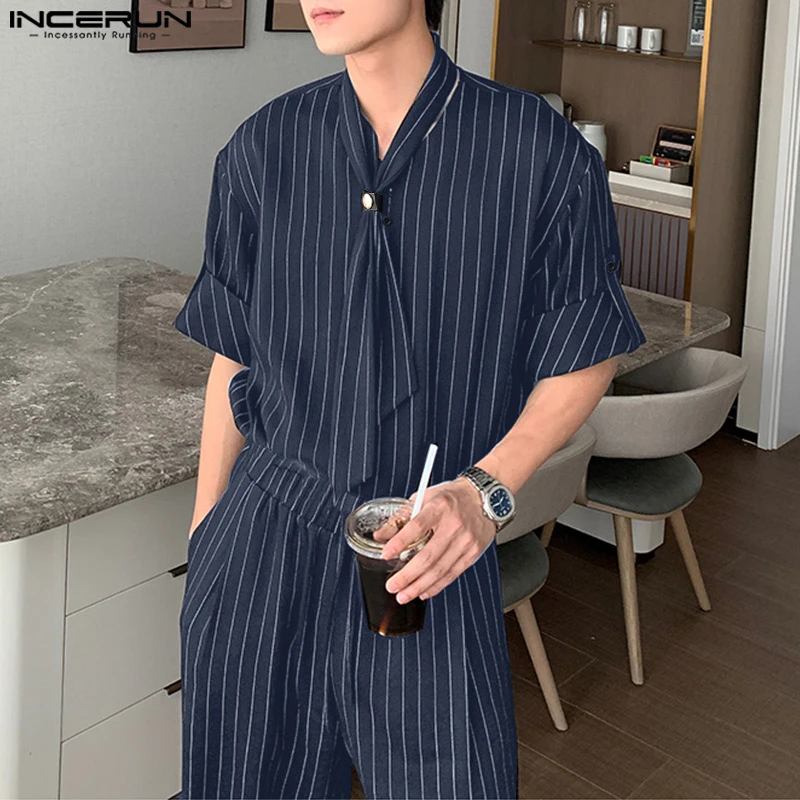 

INCERUN Мужские комплекты Полосатая рубашка с коротким рукавом и брюки с круглым вырезом Комплекты из двух предметов Летняя свободная уличная одежда 2025 Модные мужские повседневные костюмы