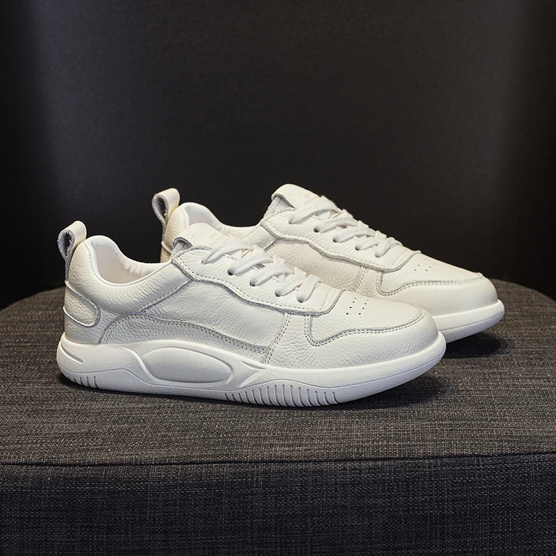 Summer Casual Women's Sneakers Soft Walking Shoes Comfortable Genuine Leather Plus Size Shoes for Women Spring White Women Shoes