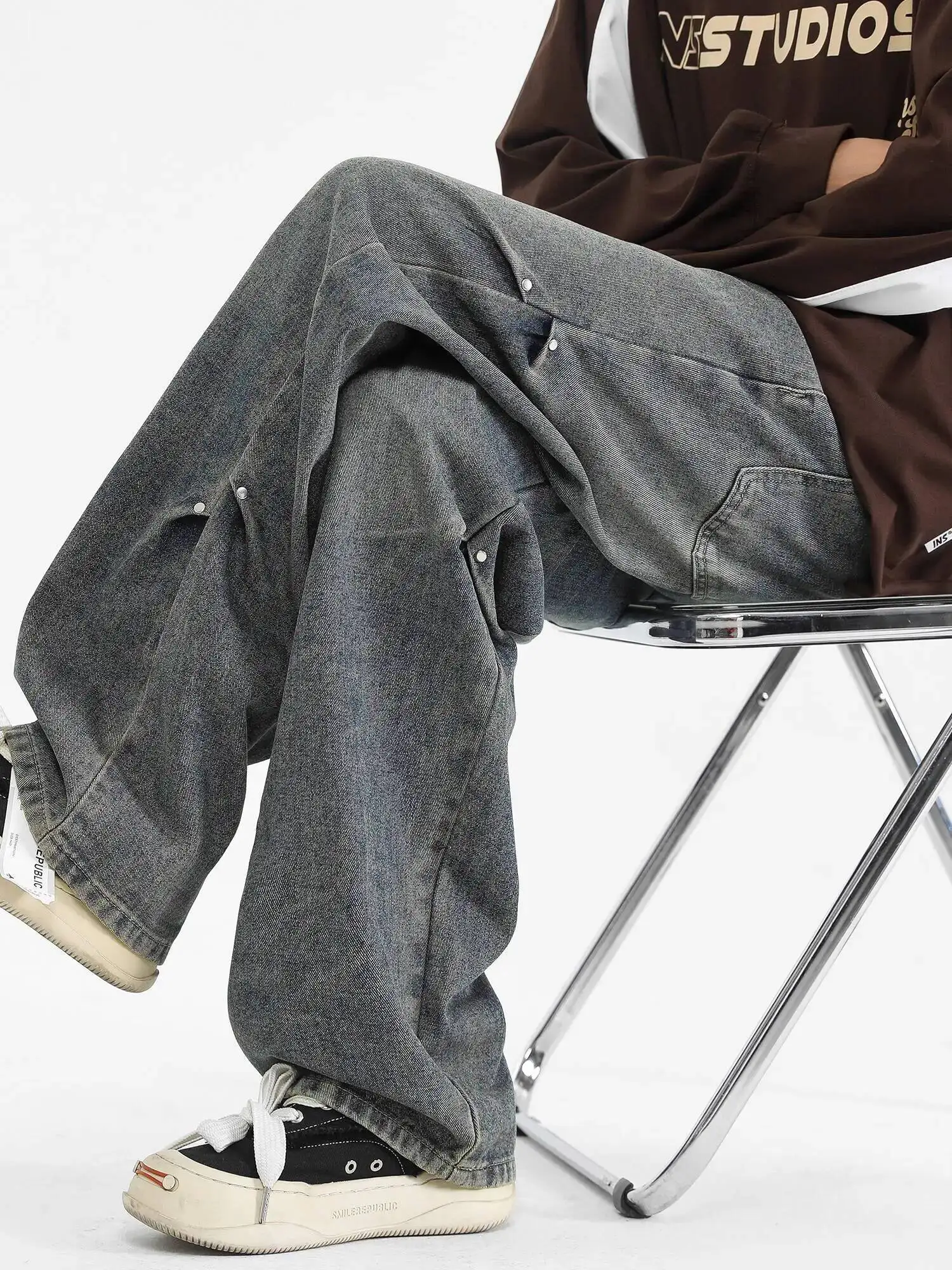 

Мужские повседневные джинсы 2026, весенние новые деконструированные черные джинсы с заклепками, прямые брюки, свободные широкие брюки с высокой талией