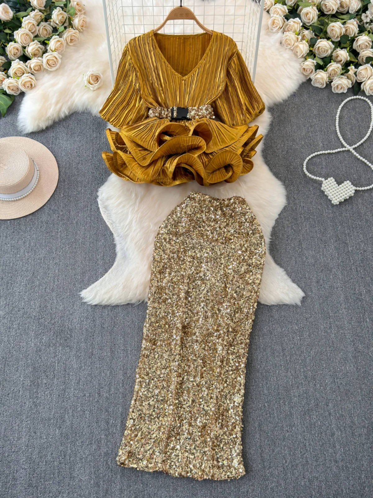 

Faionable High Waist ort Sve V-Ne Lantern Sve irt And f Skirt Set for Young Women Summer 2024 Two-Piece Ense...