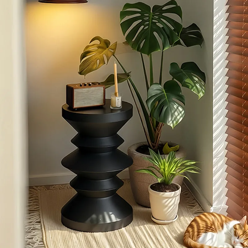 Minimalist Black Iron Round End Table Space-Saving Side Table Small Living Room Furniture