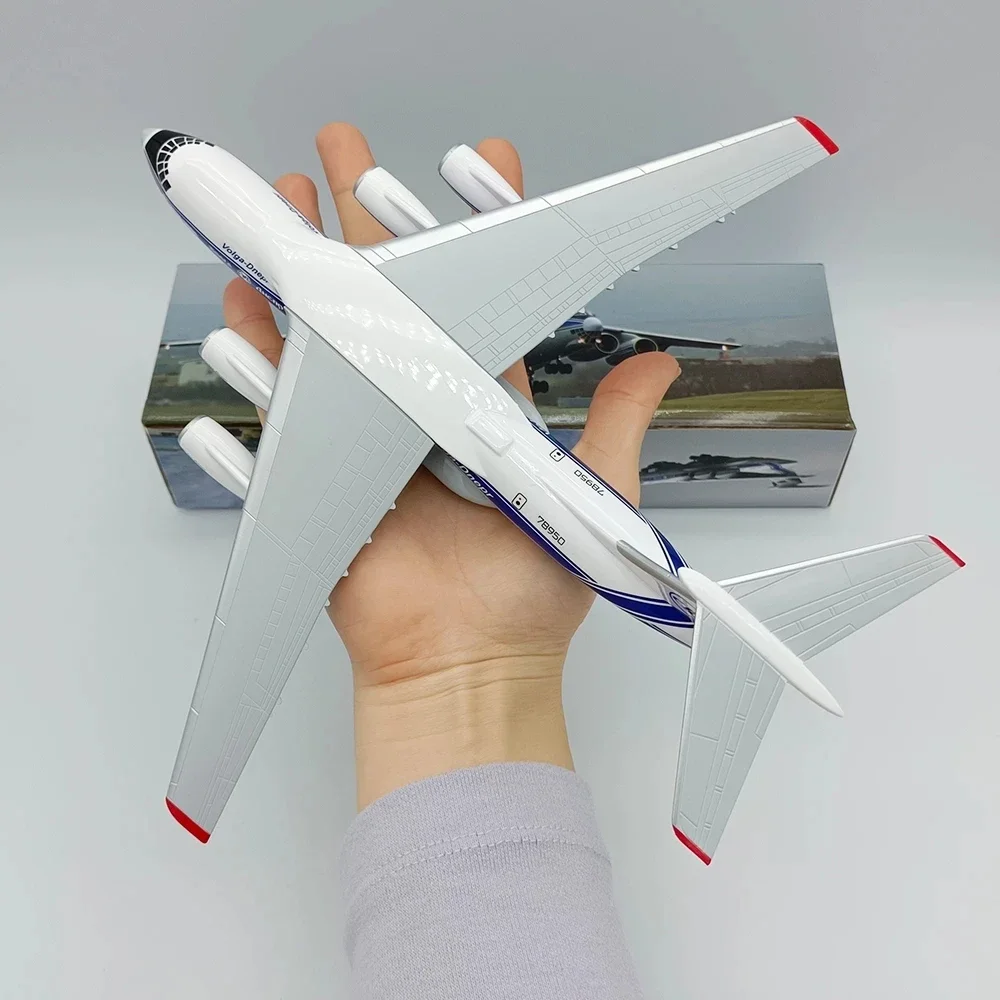 IL 76 1:200 USSR Large Scale Strategic Transport Aircraft Static Plane Display Model Original IL76 Russia Professional Model