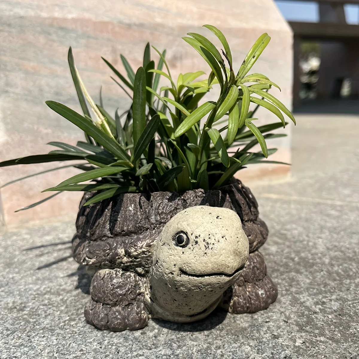 

Rustic Turtle Planter Statue,Succulent Flower Pot,·Decorative Animal Garden Decor, Artistic Home Courtyard Ornament