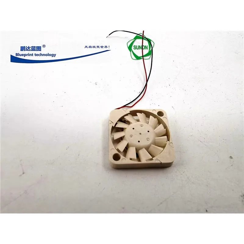 

pa Новый охлаждающий вентилятор UF3H3-702 1703 5 В 3,3 В 1,7 см 17*3 мм для мини-дрона