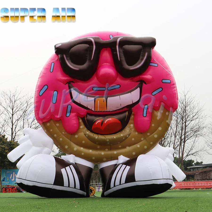 Personalisierte kundenspezifische Produkte Super Air aufblasbares Cartoon-Donut aufblasbares Lebensmittelmodell für den Laden