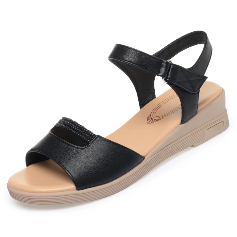 Sandal kulit wanita, musim panas lembut Fashion Wedges lembut bawah nyaman kasual ibu sepatu terbuka kaki sandal Anti-slip