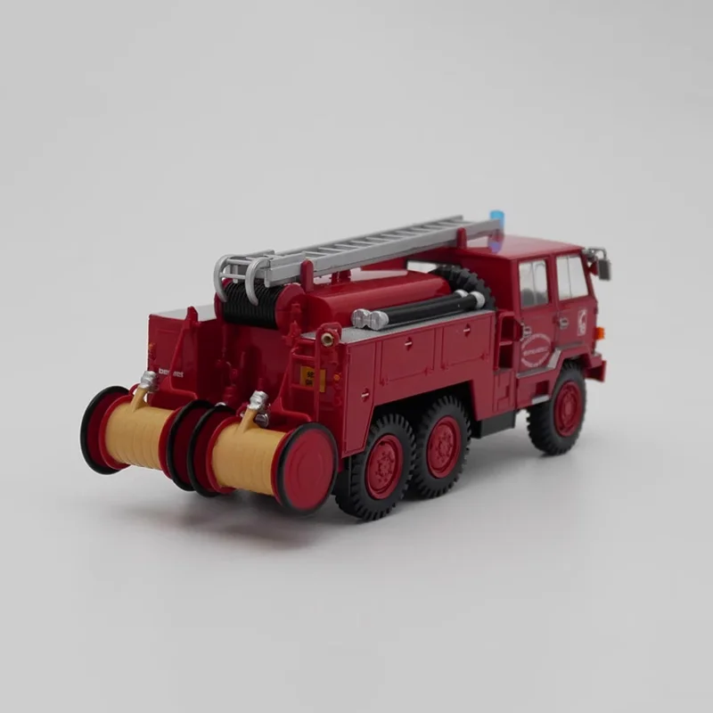 Diecast escala 1:43 ixo berliet ff 6x6 modelo de carro de liga de bombeiros produto acabado simulação brinquedo coleção presente modelo estático