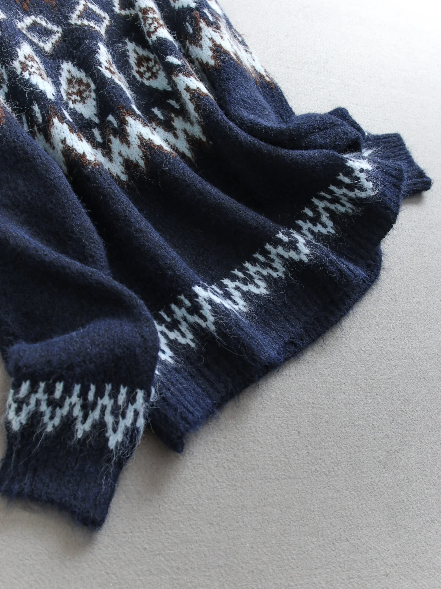 سترة محبوكة طويلة من Color Blo Retro Fair Isle سترة دائرية Ne بلوفر ناعم صديق للبشرة ملابس تريكو شتوية غير رسمية للنساء