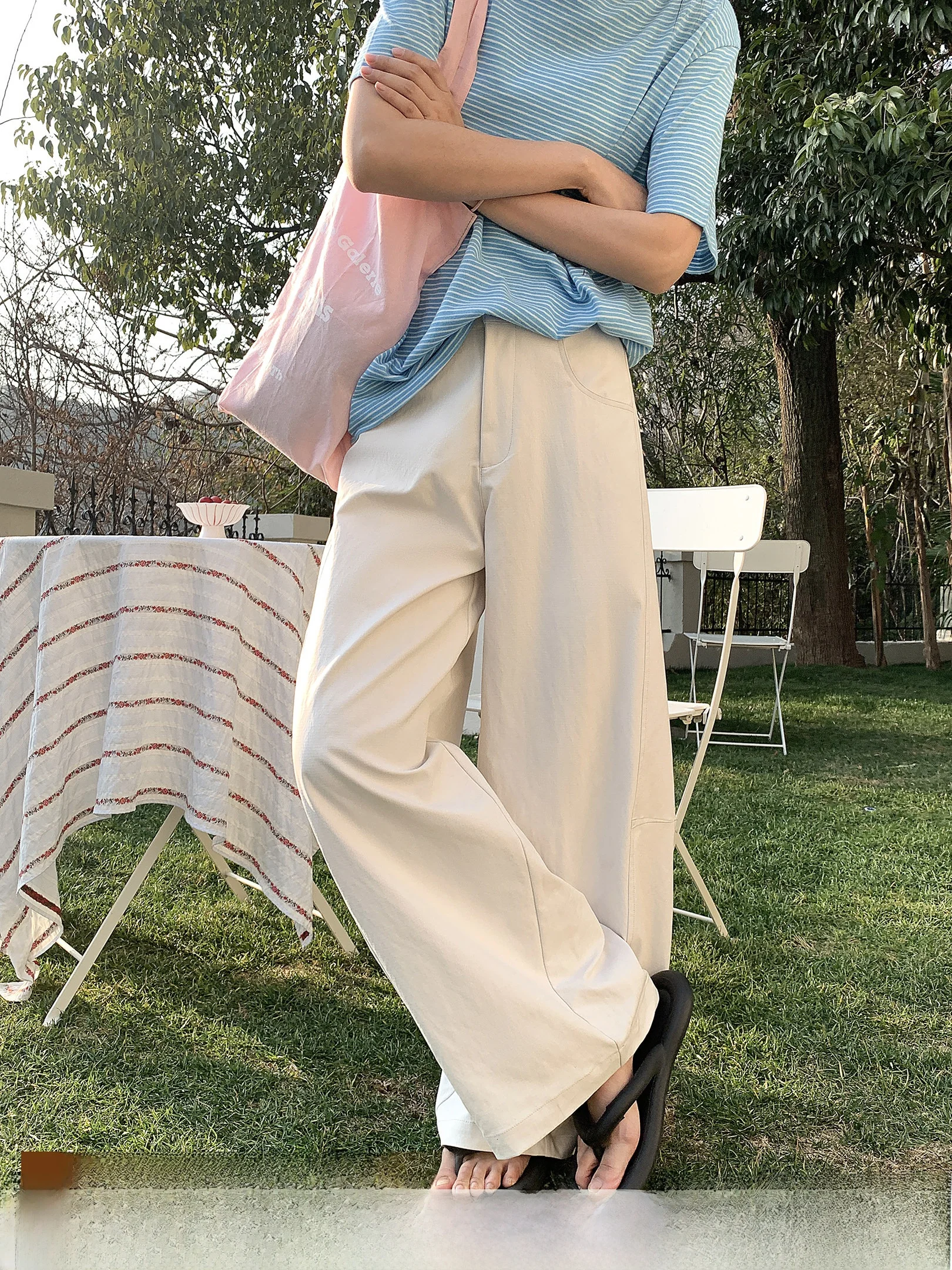 

Белые прямые повседневные брюки для женщин, лето 2026, новые, стройнящие, скрывающие недостатки фигуры, с драпировкой, широкие, длинные, в пол