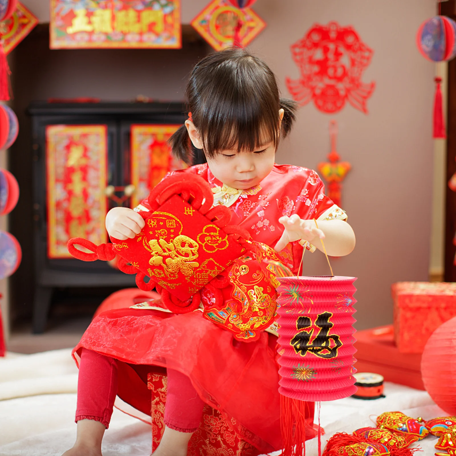 

10Pcs Fu Character Red Paper Lanterns New Year Hanging Festival Decoration Home Party Lights New Year Lantern