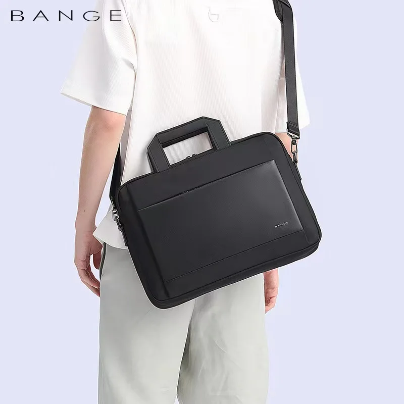 New Men's Computer Bags Large-capacity Office Business Briefcases Notebooks and Shoulder Slung Handbags.