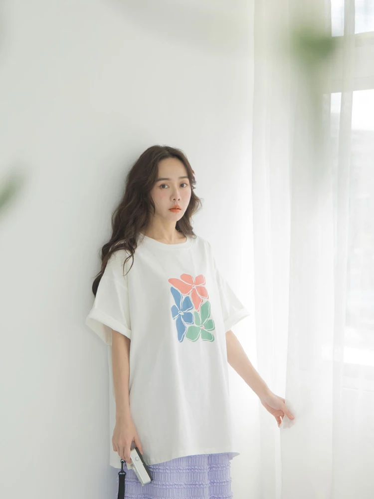 

Новая женская свободная футболка Queenop весна-лето с цветочным принтом, однотонная, простая, из хлопка, влагопоглощающая