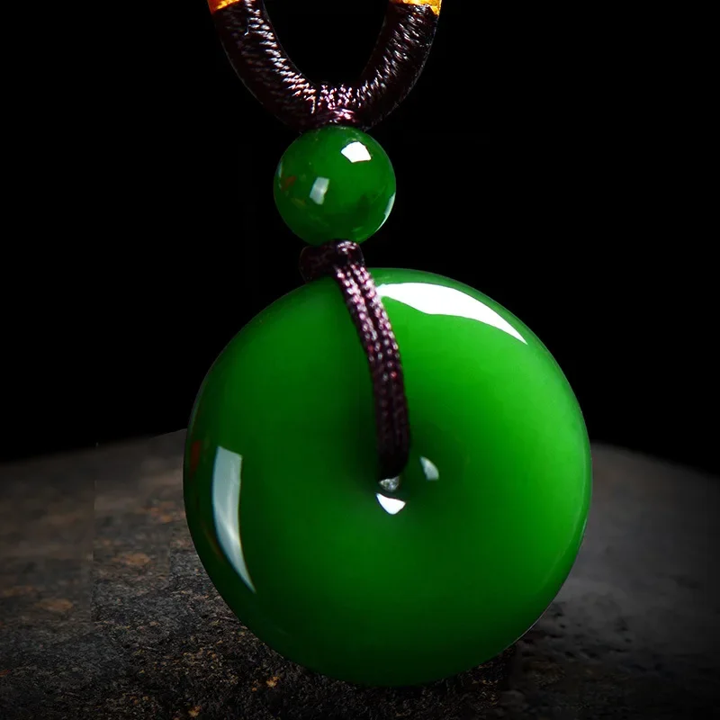 Natural Green Hand-carved Jade Pendant Jewelry Necklace Spinach Green Pendant Jade Pendant Jade Necklace Men and Women